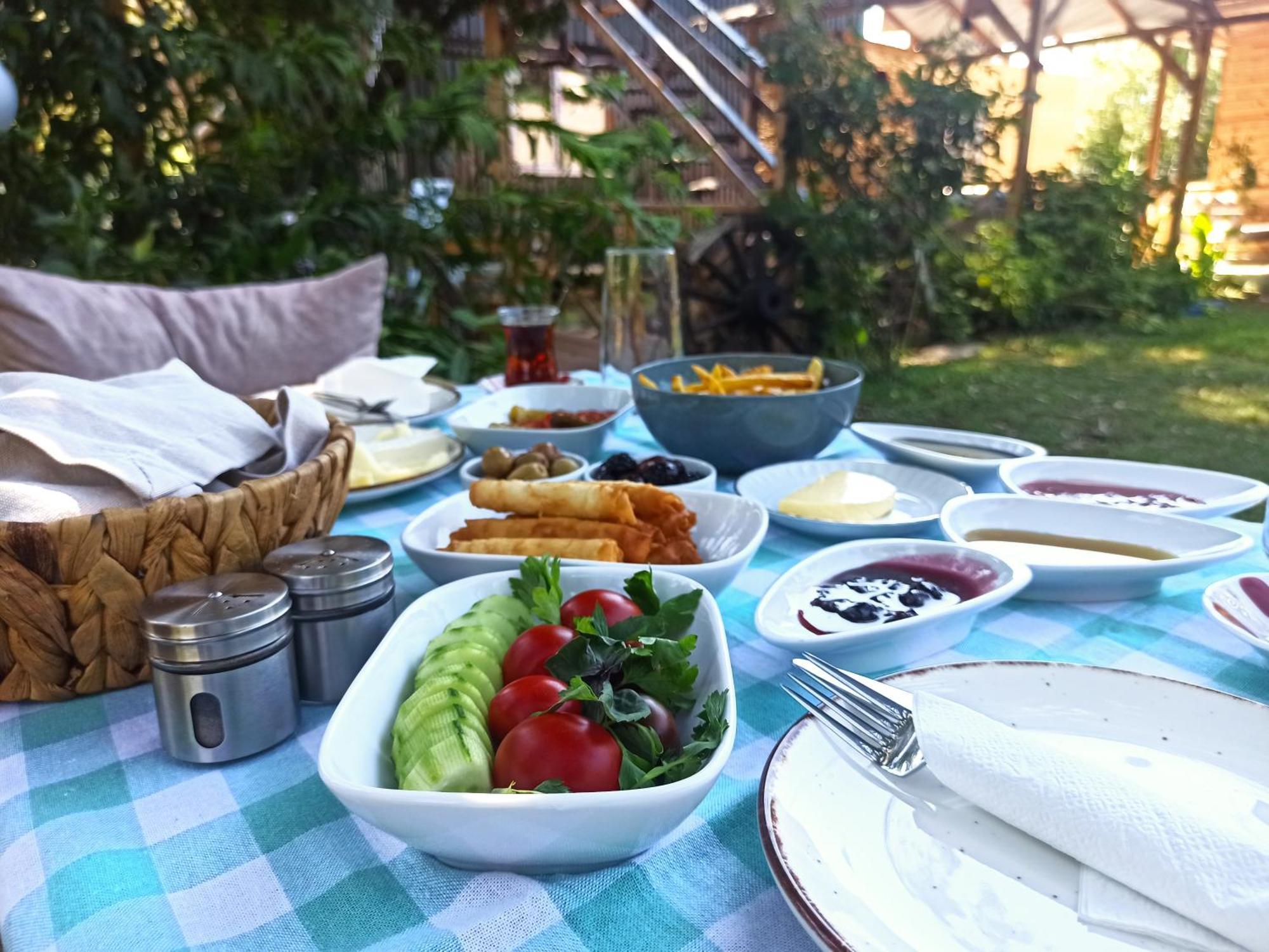 Daidala Life Bed and Breakfast Göcek Exteriör bild